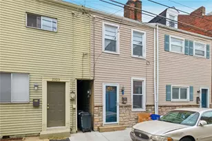 2325 Larkins Wy, Pittsburgh, PA 15203 - Photo 2