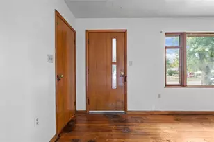 111 Hickory Dr, Chippewa Township, PA 15010 - Photo 6