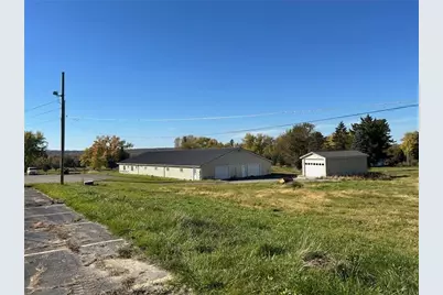 359 Mercer Rd, Hempfield Township, PA 16125 - Photo 1