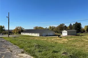 359 Mercer Rd, Hempfield Township, PA 16125 - Photo 1