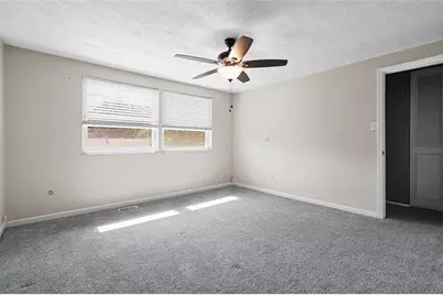 624 Deer Watch Rd, Bridgeville, PA 15017 - Photo 6