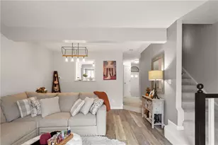 193 Old Village Ln, Bethel Park, PA 15102 - Photo 14