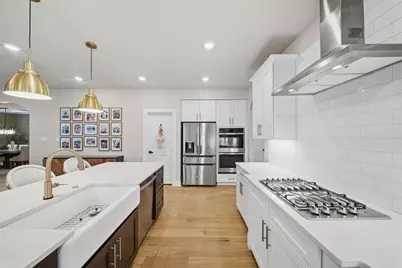 321 Crest Ln, Adams Township, PA 16046 - Photo 16