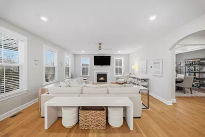 321 Crest Ln, Adams Township, PA 16046 - Photo 8