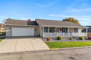 124 12th St, Midland Boro, PA 15059 - Photo 1