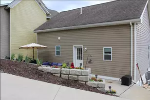 157 E College St, Canonsburg, PA 15317 - Photo 24
