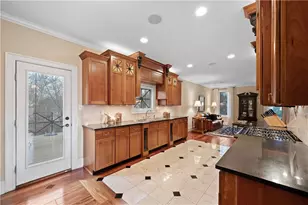 408 Oak Ln, Robinson Twp, PA 15108 - Photo 20