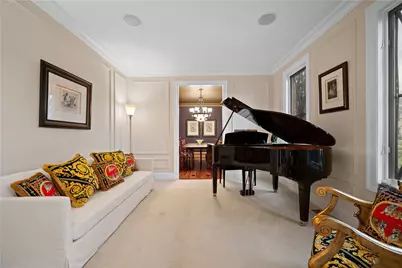 408 Oak Lane, Robinson Twp, PA 15108 - Photo 6