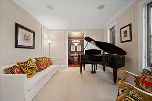 408 Oak Ln, Robinson Twp, PA 15108 - Photo 6