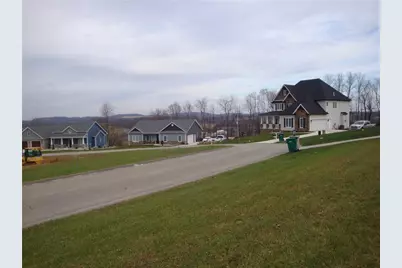 765 Victoria Way, Derry Township, PA 15627 - Photo 4