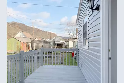 1252 Jefferson Street, Parks Township, PA 15690 - Photo 6