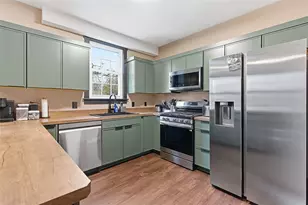 212 Parkfield St, Pittsburgh, PA 15210 - Photo 10