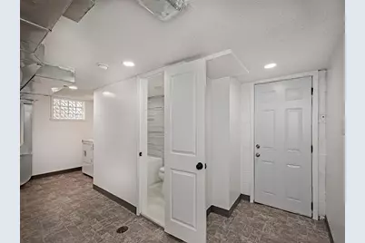 260 Creston Drive, West Mifflin, PA 15122 - Photo 26