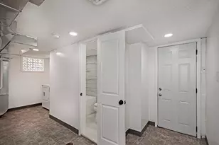 260 Creston Dr, West Mifflin, PA 15122 - Photo 26