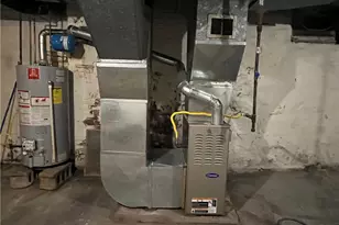 1515 Terrace St, North Braddock, PA 15104 - Photo 18