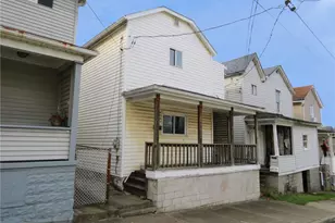 907 Walnut St, New Kensington, PA 15068 - Photo 1