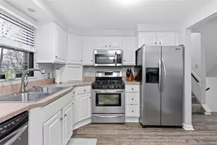 3205 Roosevelt Ave, Hopewell Township, PA 15001 - Photo 12