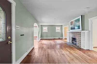 325 Pershing Drive, New Kensington, PA 15068 - Photo 4