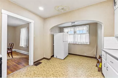 325 Pershing Drive, New Kensington, PA 15068 - Photo 14