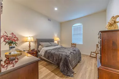 906 Valentina Ln #65, Lower Burrell, PA 15068 - Photo 8