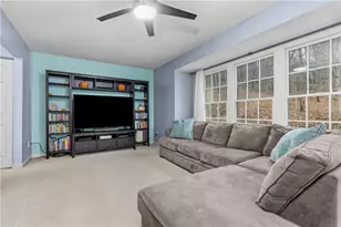 1012 Woodridge Dr, North Strabane, PA 15317 - Photo 10