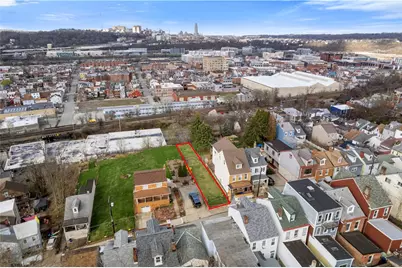 2415 Leticoe St, Pittsburgh, PA 15203 - Photo 2