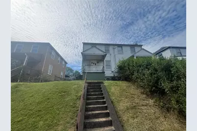 520 Farnsworth, Clairton, PA 15025 - Photo 1