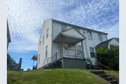 520 Farnsworth, Clairton, PA 15025 - Photo 2