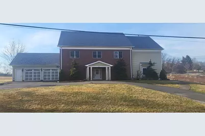 221 Felician Dr, Moon/Crescent Twp, PA 15108 - Photo 2