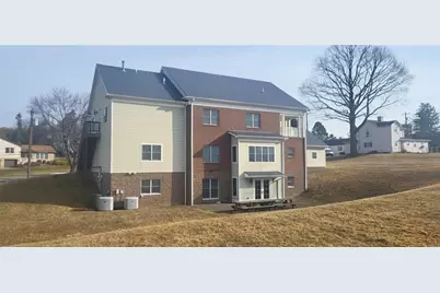221 Felician Dr, Moon/Crescent Twp, PA 15108 - Photo 6