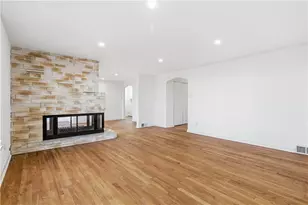 1117 McKinley Dr, Clairton, PA 15025 - Photo 12