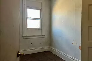 2208 Woodstock Ave, Pittsburgh, PA 15218 - Photo 24