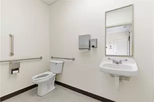 86 Coraopolis Rd, Kennedy Township, PA 15108 - Photo 16