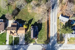 821 Corbin St, West Mifflin, PA 15122 - Photo 28