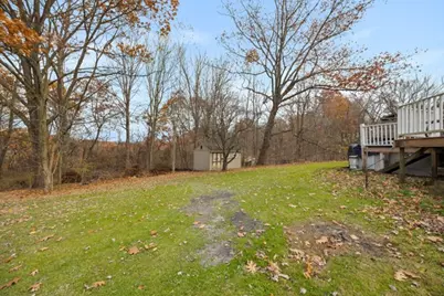 890 Grandview Rd, Ellwood City, PA 16117 - Photo 32