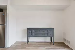 3605 Allendale Circle Bldg 2, Pittsburgh, PA 15204 - Photo 8