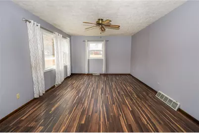 470 N Liberty Rd, Liberty Township, PA 16127 - Photo 14