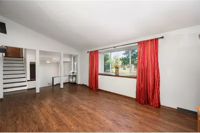 809 W Old Route 422, Franklin Township, PA 16001 - Photo 4