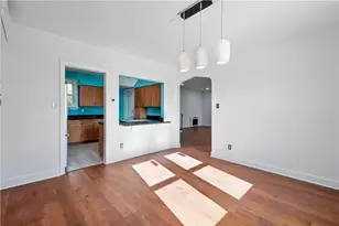 5469 Pocusset St, Pittsburgh, PA 15217 - Photo 14