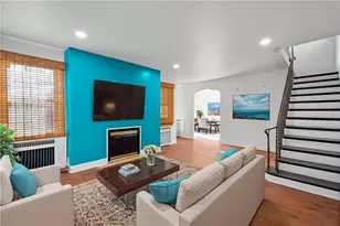 5469 Pocusset St, Pittsburgh, PA 15217 - Photo 2