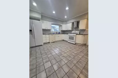 208 Boden Ave, Carnegie, PA 15106 - Photo 4