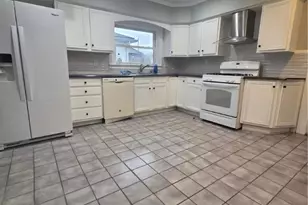 208 Boden Ave, Carnegie, PA 15106 - Photo 4