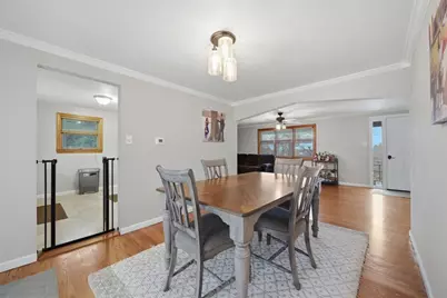 2725 Locust Dr, Peters Township, PA 15241 - Photo 8