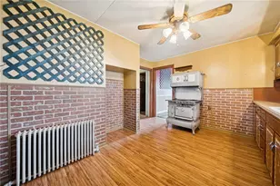 712 Depot St, Youngwood, PA 15697 - Photo 6