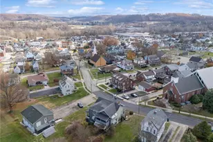 712 Depot St, Youngwood, PA 15697 - Photo 4