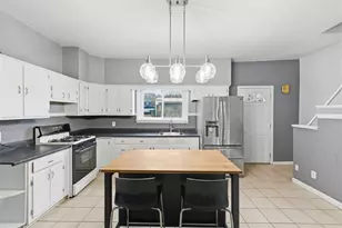 5241 Dresden Wy, Pittsburgh, PA 15201 - Photo 8