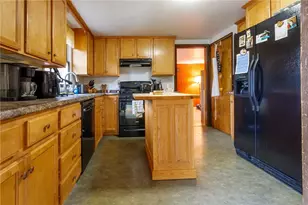 103 Tynewood Dr, Wilkins Township, PA 15145 - Photo 8