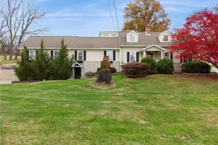 1512 Abers Creek Rd, Pittsburgh, PA 15239 - Photo 2