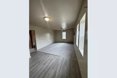 695 Ewing St, Washington, PA 15301 - Photo 12