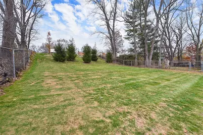 1146 Airedale Dr, Bethel Park, PA 15102 - Photo 38